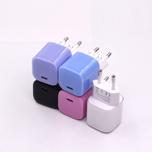 Nouveaux cadeaux promotionnels tendance, adaptateur de chargeur mural de type C portable mini PD 20W à charge rapide, personnalisé en gros, coloré, pour iPhone - Product Image 2