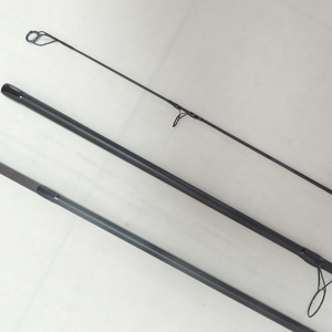 <span class=keywords><strong>เบ็ด</strong></span>ตกปลาคาร์พสีดำ12ft 3ส่วนสำหรับตกปลาน้ำจืดด้ามจับก๊อกคาร์บอนขนาด3.0ปอนด์24ตัน - Product Image 6
