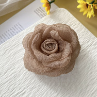 Tissu d'organza plissé en soie de conception de mode avec le patch de fleur de Rose éternelle pour des robes/accessoires de vêtement de sac