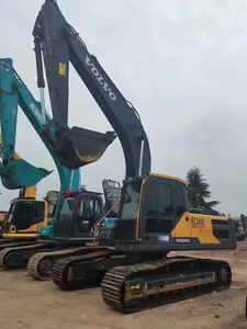 Pelle sur chenilles Volvo EC240 d'occasion modèle 2020 en bon état composant de noyau de moteur Isuzu d'occasion seau de 1,2 mÂ ³ 24 tonnes - Product Image 2