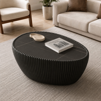 Table basse moderne en marbre en forme de goutte d'eau avec cuir PU cannelé anthracite foncé, table centrale sculpturale de luxe