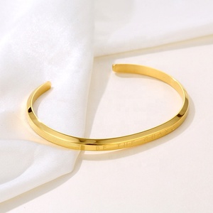 Braccialetto in acciaio inossidabile placcato oro 18K inciso con Logo personalizzato <span class=keywords><strong>da</strong></span> <span class=keywords><strong>donna</strong></span> - Product Image 6