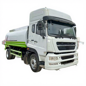 Camion pulvérisateur Sinotruk Howo <span class=keywords><strong>de</strong></span> 15 mètres cubes pour la suppression <span class=keywords><strong>de</strong></span> la poussière <span class=keywords><strong>de</strong></span> construction et le canon à brouillard - Product Image 1