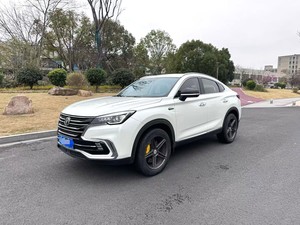 Changan CS85 COUPE 1.5T DCT Sport Edition Usata (Guida a Sinistra) - Un Bestseller nel Mercato <span class=keywords><strong>Auto</strong></span> Usate Cinese - Product Image 1