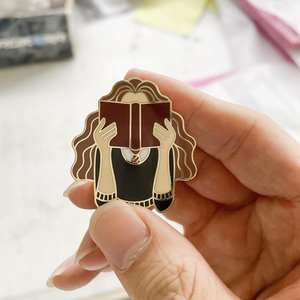 Épingle de logo personnalisé en émail dur pour costume et chemise cadeau en métal artisanat fabricant Chine épinglettes - Product Image 5