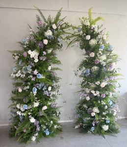 Arco Floral de Rosas Blancas de Seda Artificial, Arreglos de Flores en Forma de Luna, Arco de Flores para Bodas, Decoración de Pascua, Soporte para Flores - Product Image 6