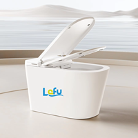 Toilette bidet intelligente de luxe avec télécommande, toilette intelligente allongée au sol à commande vocale avancée avec rinçage en mousse