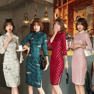 Nouveau design chinois traditionnel Cheongsam femmes mi-manches dentelle rétro slim-fit robe en gros