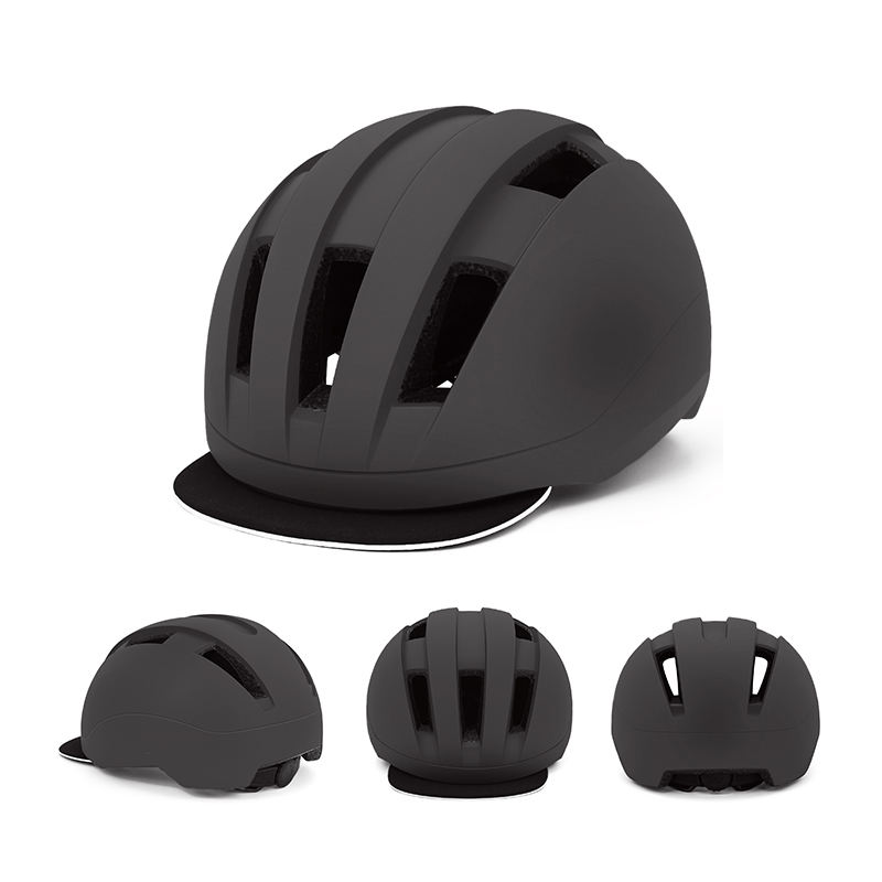 CFD-optimized ventilation system on ventilated riding helmet with 8 air vents