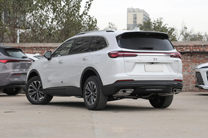 Bui-<span class=keywords><strong>ck</strong></span> Envision <span class=keywords><strong>Plus</strong></span> 2025 Platinum SUV 237HP Turbo Power Solución de viaje familiar espaciosa para viajeros de carretera - Product Image 6