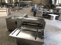 Machine à fabriquer des barres protéinées à base de céréales, de bonbons au sésame et aux cacahuètes, machine à découper automatique des cubes de bonbons au caramel, découpeuse de nougat