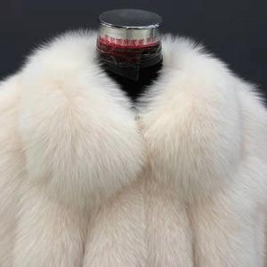 <span class=keywords><strong>Cappotto</strong></span> in Vera Pelliccia di Volpe All'Ingrosso, Lussuoso <span class=keywords><strong>Cappotto</strong></span> Invernale a Righe Verticali per Donna - Product Image 6