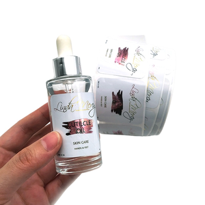 Rollo de etiquetas adhesivas con logotipo personalizado resistente al agua, etiquetas de embalaje de vinilo para botellas de cosméticos, etiquetas impresas con calidad superior - Product Image 1