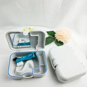 <b>Denture</b> Cleaning Case With Mirror And Brush For Home Use Plastic <b>Denture</b> Care Kit - Product Image 4