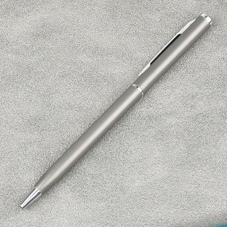 Relatiegeschenk Op Maat Gemaakt Logo Metalen Kleurrijke Stylus Pen Balpen Zacht Aanvoelende Metalen Pen Met Customlogo