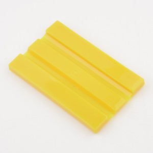 Zapata Guía para Elevador Thyssen 140x10mm 140x16mm de Plástico Amarillo para Piezas de Elevador - Product Image 3