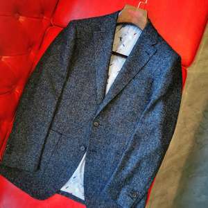 Veste de sport <span class=keywords><strong>homme</strong></span> E.Thomas <span class=keywords><strong>en</strong></span> cachemire italien, coupe ajustée, col <span class=keywords><strong>en</strong></span> V, simple boutonnage, demi-toile respirante, <span class=keywords><strong>en</strong></span> laine à motif pied-de-poule gris personnalisé - Product Image 1