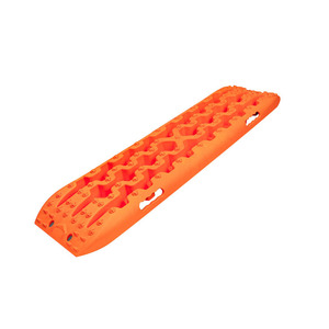Kit combiné de carte de récupération de boue de neige de véhicule nuit 10 tonnes 4wd outils d'urgence tout-terrain Kit de pistes de Traction - Product Image 4