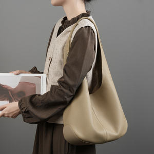 OEM Sac à main pour femme Usine Gros Grande Capacité Doux Cuir Véritable Sacs à Main Pour Femmes Rétro Épaule Hobo - Product Image 3