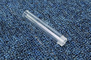 Maßgefertigtes Offenes Borosilikatglas-Rohr, Heißverarbeitetes Zylindrisches UV-Schauglas, Perforiertes Hochtemperaturbeständiges Anole-Glas - Product Image 3