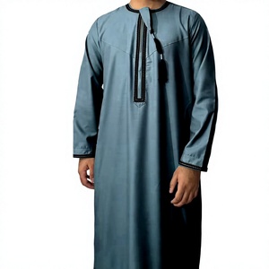 Stylish Elegant Custom Slim Fit <b>Men's</b> <b>Thobe</b>/Thawb with Side Pockets Cotton Fabric OEM Service - Product Image 1
