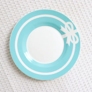 Taza y Platillo de Cerámica con Diseño de Lazo, Estilo Europeo, Porcelana Fina, para Té de la Tarde, Estilo Nórdico, Creativo, para Café - Product Image 2