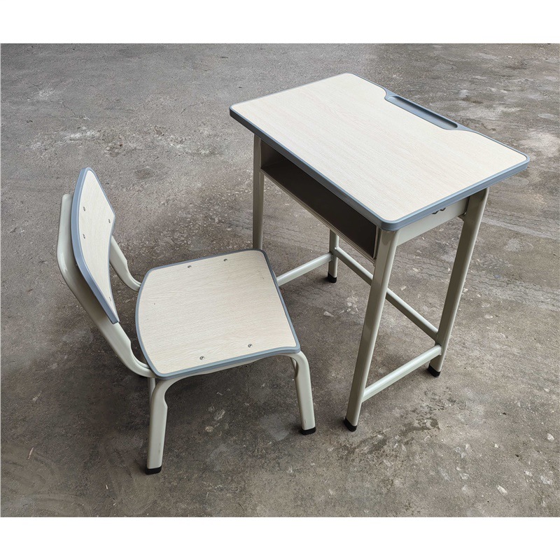 โต๊ะและเก้าอี้นักเรียนประถมสีเทาอ่อน 70ซม