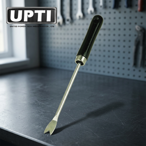 Desherbador Manual Profesional de Alta Calidad UPTI HW406939S Hecho en Taiwán, con Mango de Madera y Acero Inoxidable, Personalizable ODM/OEM - Product Image 3