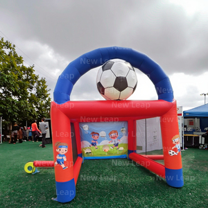Yuedong 9.8ft gonfiabile gioco di calcio calcio cortile castello a tema rosso per sparare nei parchi cittadini - Product Image 1