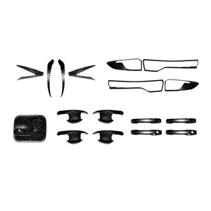 อุปกรณ์ตกแต่งตัวถังรถยนต์คุณภาพสูง ฝาครอบถังน้ำมันเชื้อเพลิง สีดำ ชุดแต่งครบชุด สำหรับ Hrv 2023 - Product Image 4