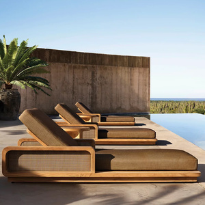 Tumbona moderna de lujo impermeable <span class=keywords><strong>para</strong></span> jardín al aire libre tumbona de madera de teca maciza <span class=keywords><strong>para</strong></span> patio piscina - Product Image 1