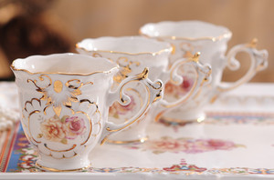 Luxury Embossed Flower White Afternoon <b>Tea</b> Coffee <b>Set</b> Best-selling European Country Ceramic <b>Tea</b> <b>Pot</b> Customized Color - Product Image 6