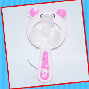 Jouet de <span class=keywords><strong>mini</strong></span> ventilateur en plastique de vente chaude avec ventilateur de main d'animal drôle de bonbon pour des enfants - Product Image 4