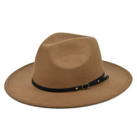 Vente en gros Chapeaux Fedora classiques en feutre Chapeau Panama à large bord Chapeau haut de forme blanc pour femmes hommes avec boucle de ceinture Décoration design