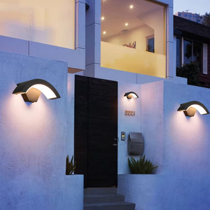 Lampe murale à détecteur de mouvement 20W en métal IP65 résistante aux intempéries, design lunaire, projecteur LED pour véranda, pelouse, villa, éclairage extérieur - Product Image 3