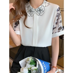 Blusa de Mujer Elegante de Chifón con Estampado Floral Vintage, Cuello Peter Pan y Manga Corta para Verano, Nueva Colección 2026 - Product Image 3