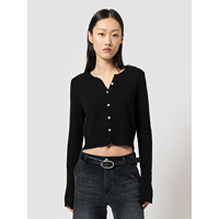 Cardigans pour femmes 77% cachemire 23% soie, col rond brossé, tricoté, boutonné, coupe courte