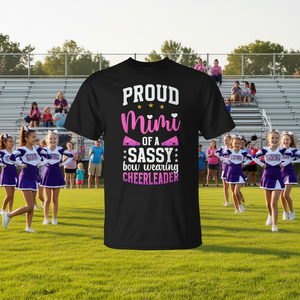 Camiseta orgullosa con diseño de lazo para abuela, con la inscripción 'Mimi de una animadora atrevida' - Product Image 3