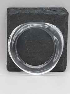 กำไลเรซิ่นน้ำหนักเบาสำหรับผู้หญิงที่มีลวดลายสีสันสดใส ทนทานและมีสไตล์ - Product Image 6