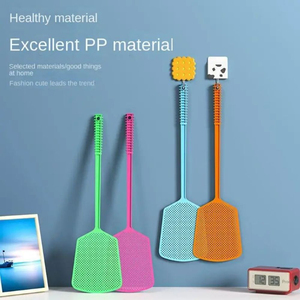 Pack de tapettes à mouches en plastique robustes, tapettes à mouches manuelles à long manche, tapettes à insectes de grande taille qui fonctionnent à l'intérieur et à l'extérieur - Product Image 5