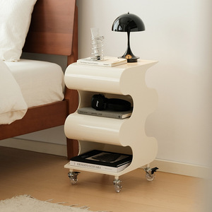 Table de chevet moderne INS pour chambre à coucher, table d'appoint de canapé style célébrité internet, <span class=keywords><strong>petit</strong></span> chariot vintage, style crème, <span class=keywords><strong>meuble</strong></span> de maison mobile - Product Image 2