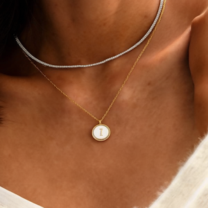 Collana con ciondolo a forma di lettera Z, 2 cm, con diamante, catena a serpente in argento e oro, gioiello minimalista unisex. - Product Image 2