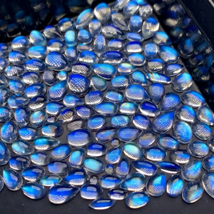 Piedras preciosas sueltas de piedra lunar arcoíris blanca natural W.A.GEMS, cabujones de corte mixto con juego de color para la fabricación de joyas. - Product Image 2