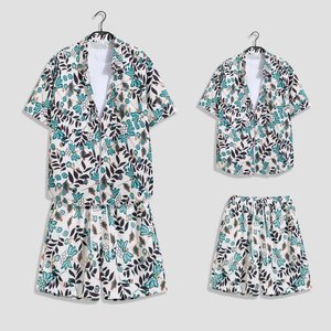 ชุดเซ็ตฤดูร้อนเทศกาลสงกรานต์ เสื้อเชิ้ตแขนสั้นลายดอกไม้ผ้าใยไผ่ 100% กางเกงขาสั้นทรงหลวมสำหรับคู่รัก - Product Image 1
