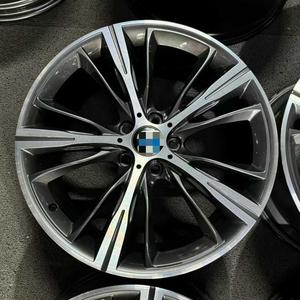 Rines de Aleación Forjados Originales de 20 Pulgadas para <span class=keywords><strong>BMW</strong></span> <span class=keywords><strong>Serie</strong></span> <span class=keywords><strong>1</strong></span> 2 3 4 5 X1 Z4 F30 F32 F36 G20 G22 G23 Delanteros y Traseros Escalonados OEM de Fábrica - Product Image 4