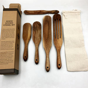 Lot de 5 Spurtles en Bois Personnalisés en Gros – Accessoires de Cuisine en Acacia, Bambou, Hêtre, Teck – Ustensiles, Outils, Support pour Cuillères et Repose-Bol - Product Image 4