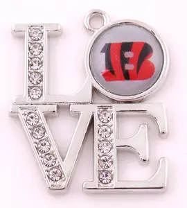 Legering Drop Plastic Accessoires Liefde Vormige Sieraden Hanger Cincinnati Bengals Hanger