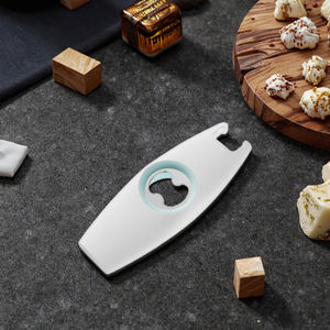 Apribottiglie Multifunzione 5-in-1 per Anziani con Portachiavi per Chi Avrà Problemi di Artrite, Ideale come Regalo Souvenir - Product Image 4