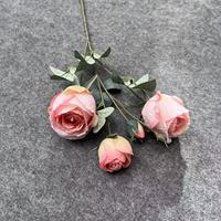 4-Köpfiger Künstlicher Rosenstrauß aus Mailand, Künstliche Seidenblumen, Plastik-Blumenarrangement, Ornament für Hochzeitsdekorationen und Zeremonien