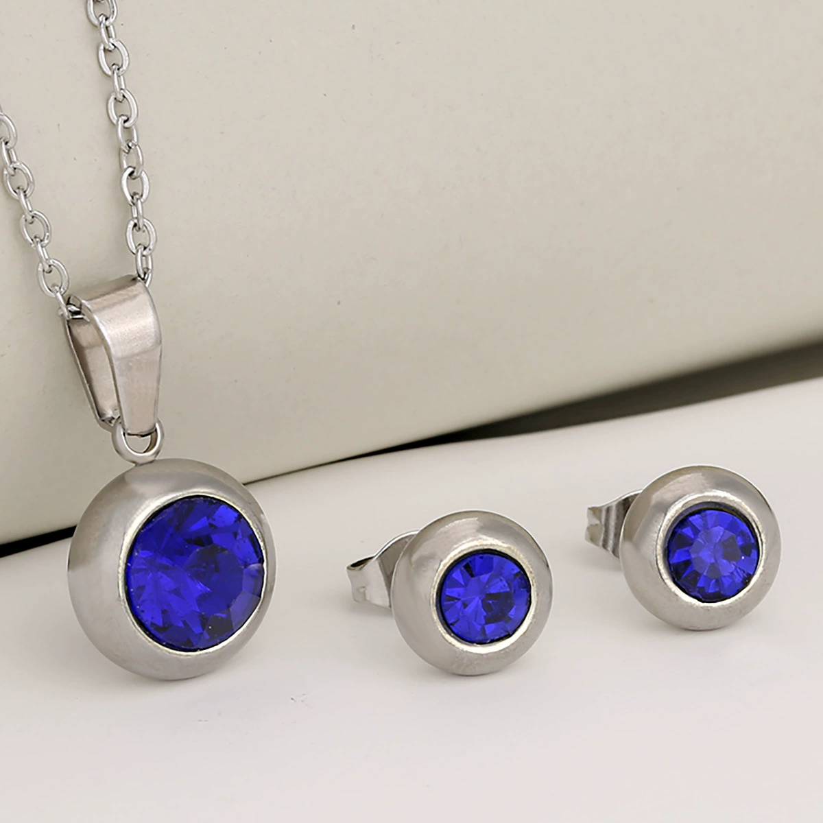 Diamante azul de acero